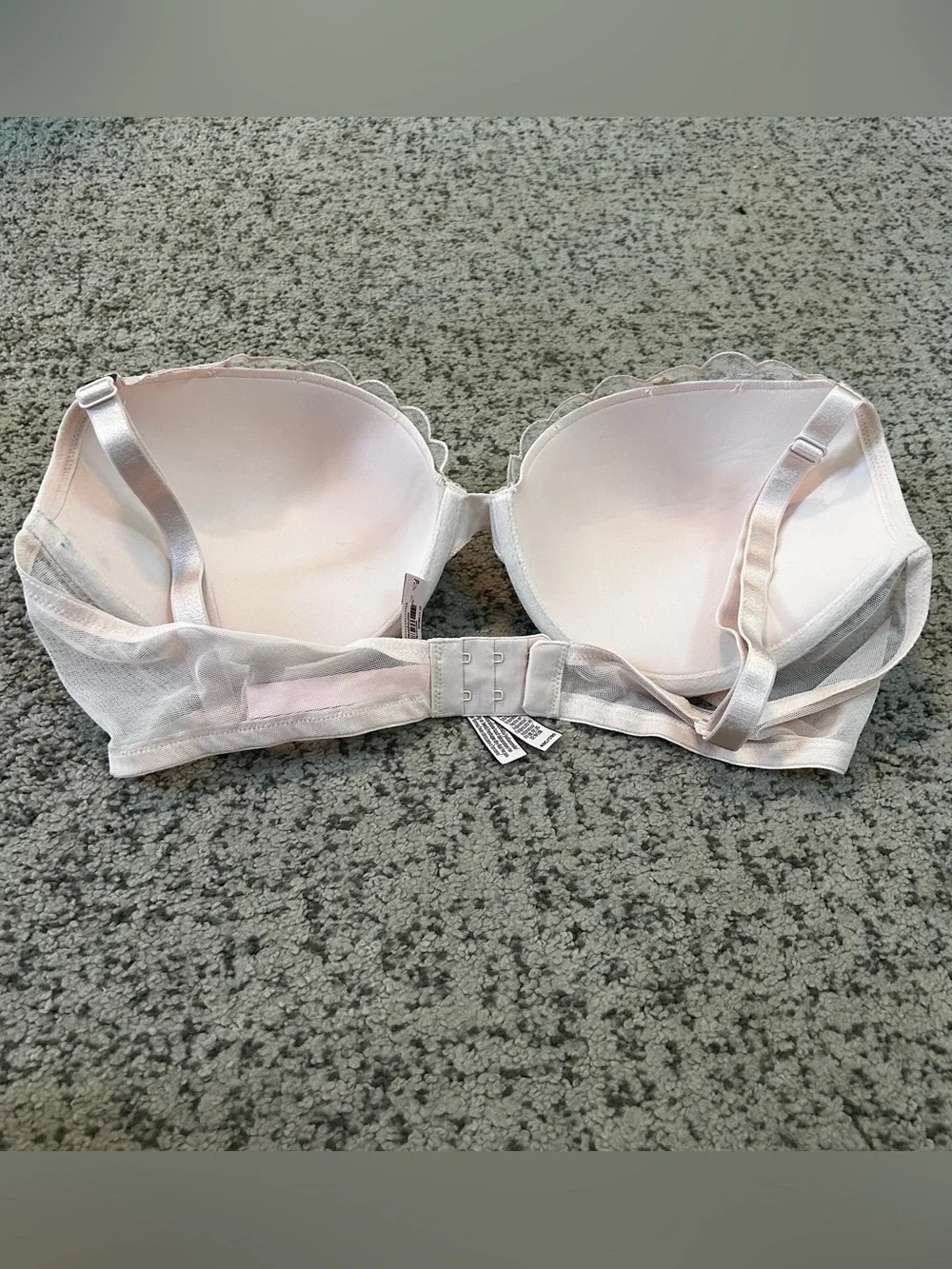 NWT Victoria’s Secret Pink Star Print Lace Under-Wire Push-Up Bra Size 40C